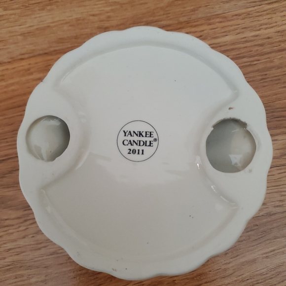 Yankee 8" Candle Christmas Tree Luminary White Tea Light Candle Holder - Picture 4 of 7